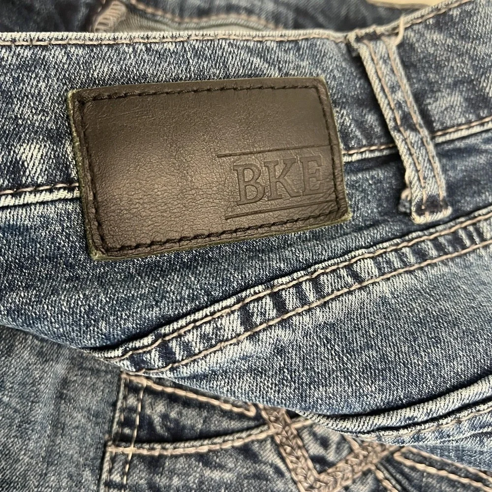 BKE Seth Jeans Mens 38x34 Blue Medium Wash Relaxed Straight Leg Denim Stretch